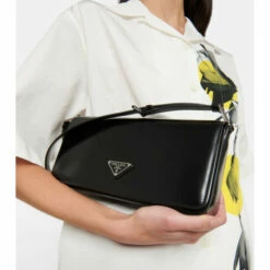 Prada Femme Leather Baguette Bag -Cheap Prada Store unnamed file 1226