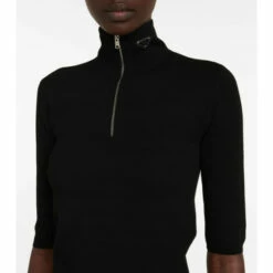 Prada Logo High-neck Top -Cheap Prada Store unnamed file 2712
