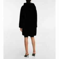 Prada Logo Shearling Coat -Cheap Prada Store unnamed file 2979