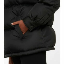 Prada Re-Nylon Hooded Down Jacket -Cheap Prada Store unnamed file 4711