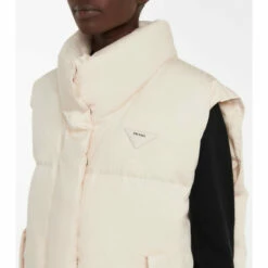 Prada Down Vest -Cheap Prada Store unnamed file 4792